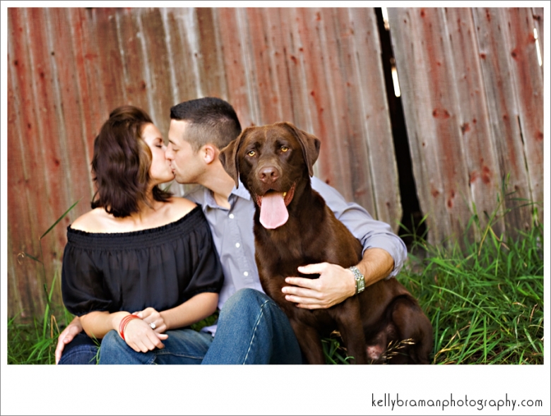 *Jake proposed to Tara with the ring around their new puppy(also a surprise..super sweet~I told you this couple is adorable!)