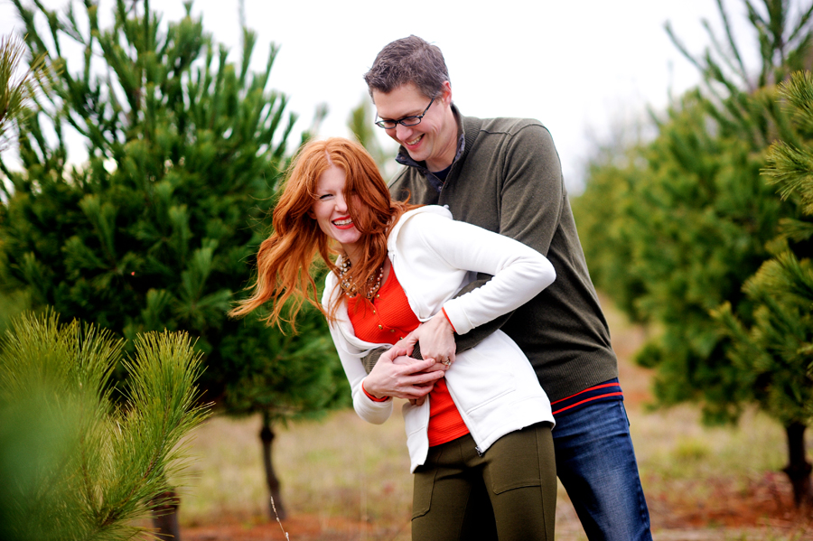 KELLY_BRAMAN_FAMILY_LIFESTYLE_STYLISH_TREE_FARM_PHOTOGRAPHY_066