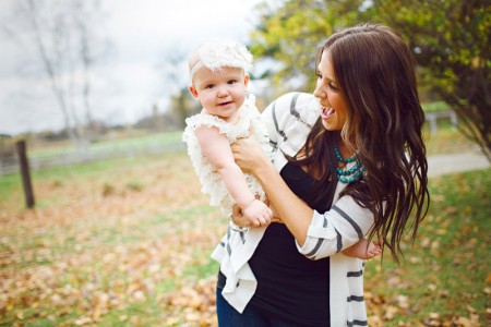 Stylish and beautiful family photographed by the Best photographer Kelly Braman